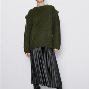 ZARA NWT Leather Pleated Pants